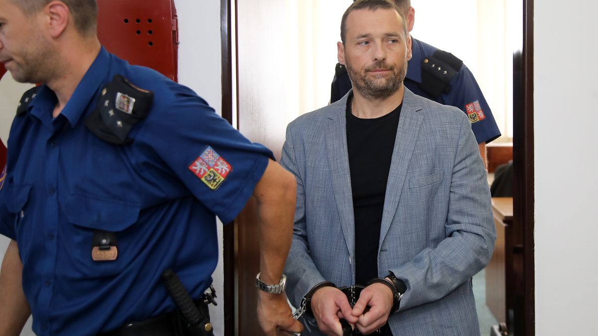 Soud zrušil začátek procesu v dotačním případu na severozápadě Čech